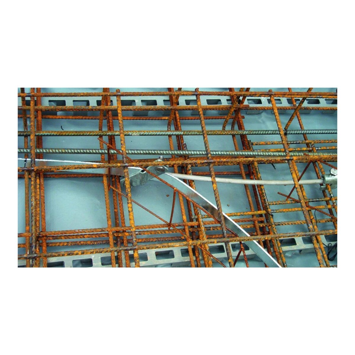 Abrazadera SV StSt (V4A) para Fl 30/30mm / Abrazadera SV de acero inoxidable (V4A) para fleje de 30/30mm DEHN 308229 - Imagen 3